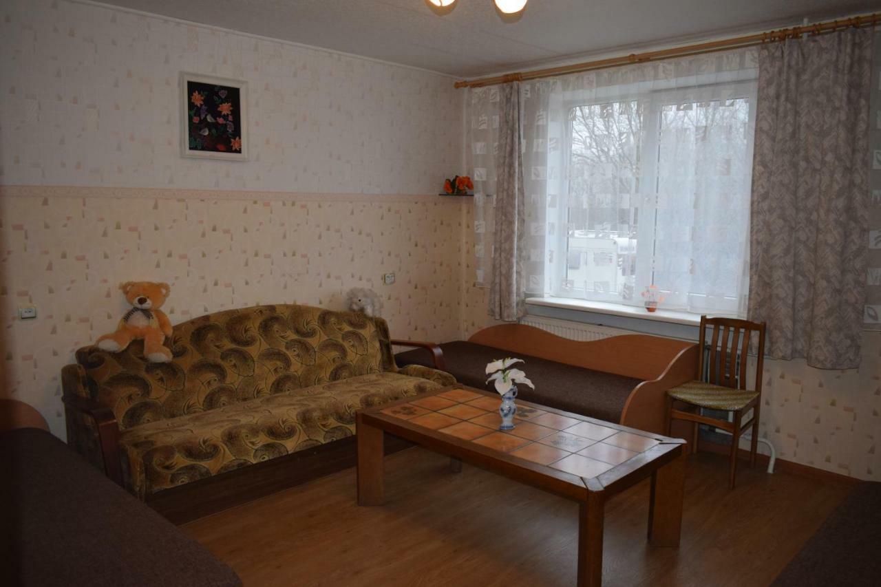 Chernobyl Type Rooms In A Block Flat House Šiauliai Exterior foto